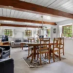 Hoat - 1-7km From The Sea By Interhome Holiday home