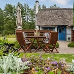 Holiday home Hoat - 1-7km From The Sea By Interhome